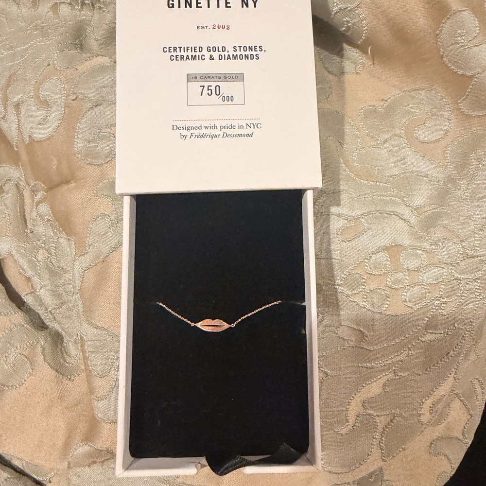 GINETTE NY Rose Gold Lip Pendant Necklace